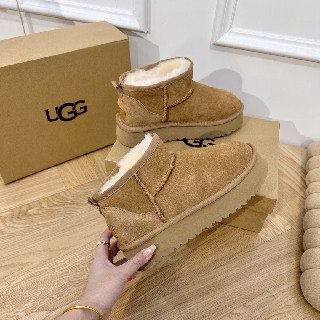 UGG