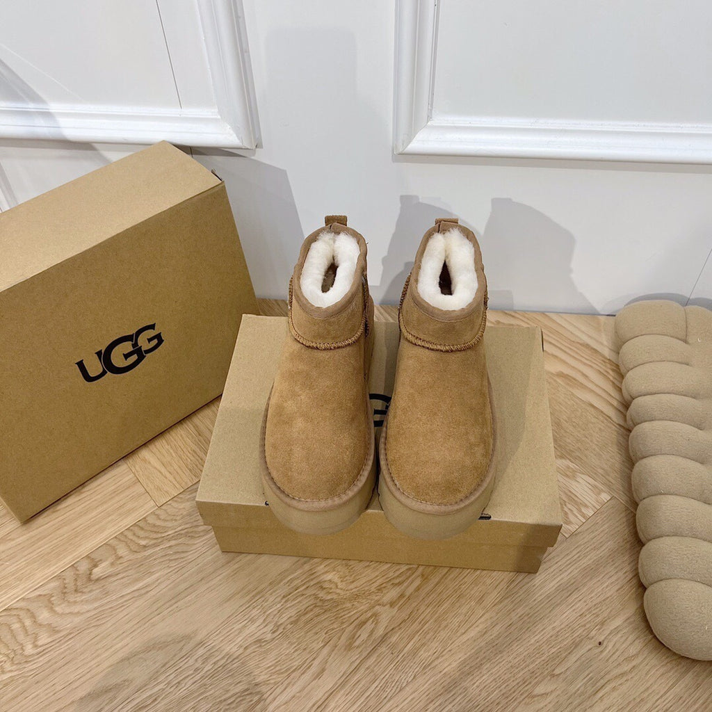 UGG