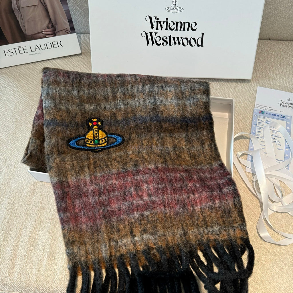 𝐕𝐢𝐯𝐢𝐞𝐧𝐧𝐞 𝐖𝐞𝐬𝐭𝐰𝐨𝐨𝐝 Classic Saturn mohair scarf